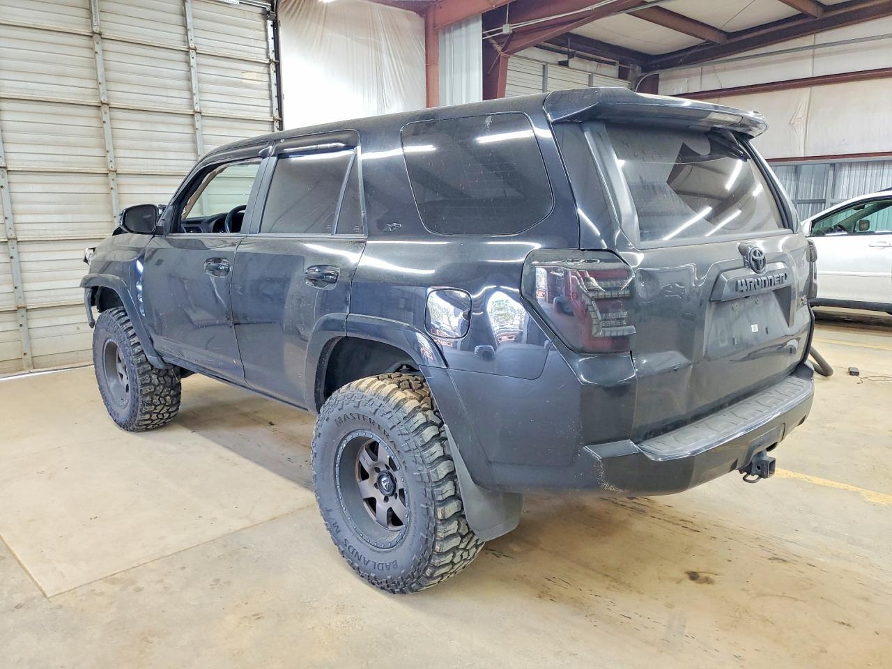 2019 Toyota 4Runner Sr5 Premium - Фото 2