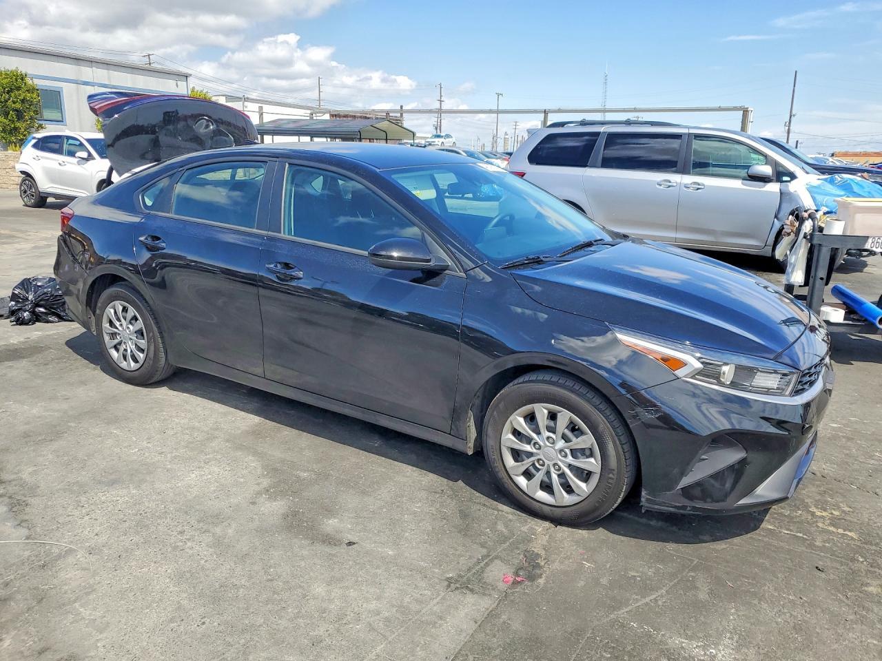 2024 Kia Forte Lx - Фото 4