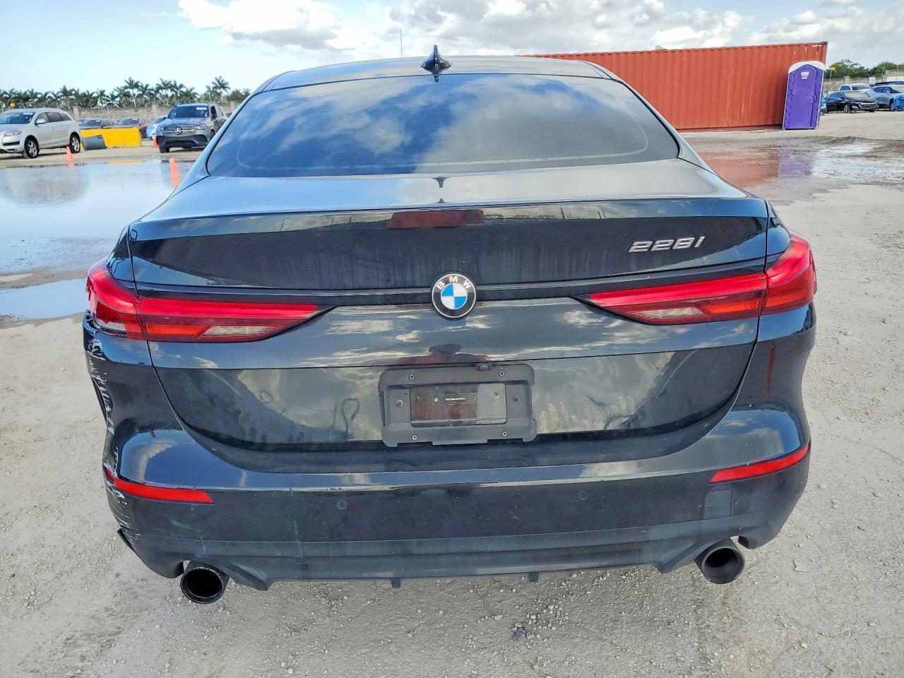 2024 BMW 228I - Фото 6