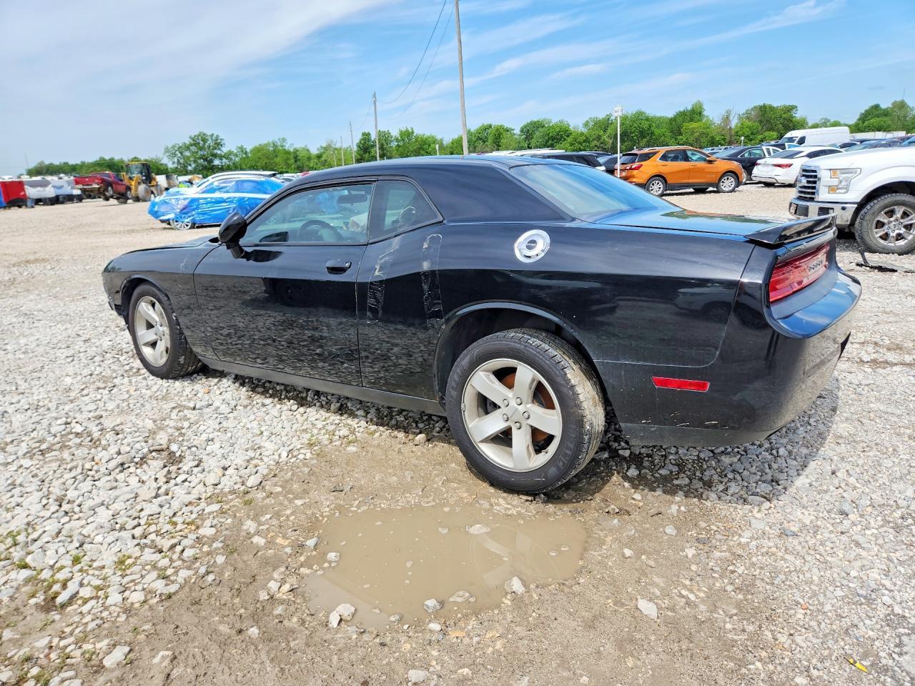 2011 Dodge Challenger - Фото 2