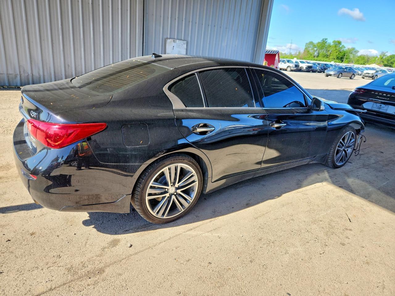 2015 Infiniti Q50 Premium - Фото 3