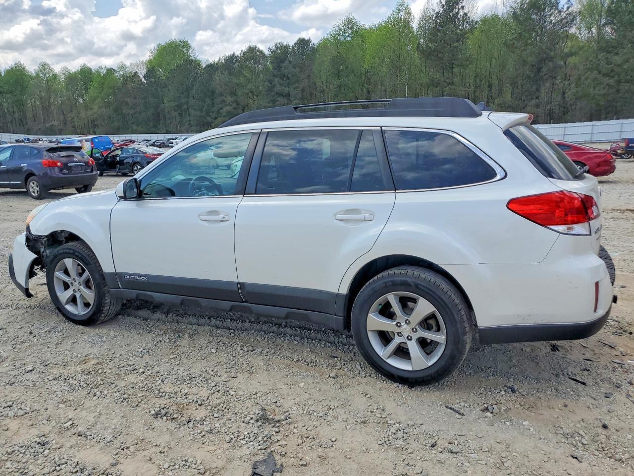 2013 Subaru Outback 3.6R Limited - Фото 2