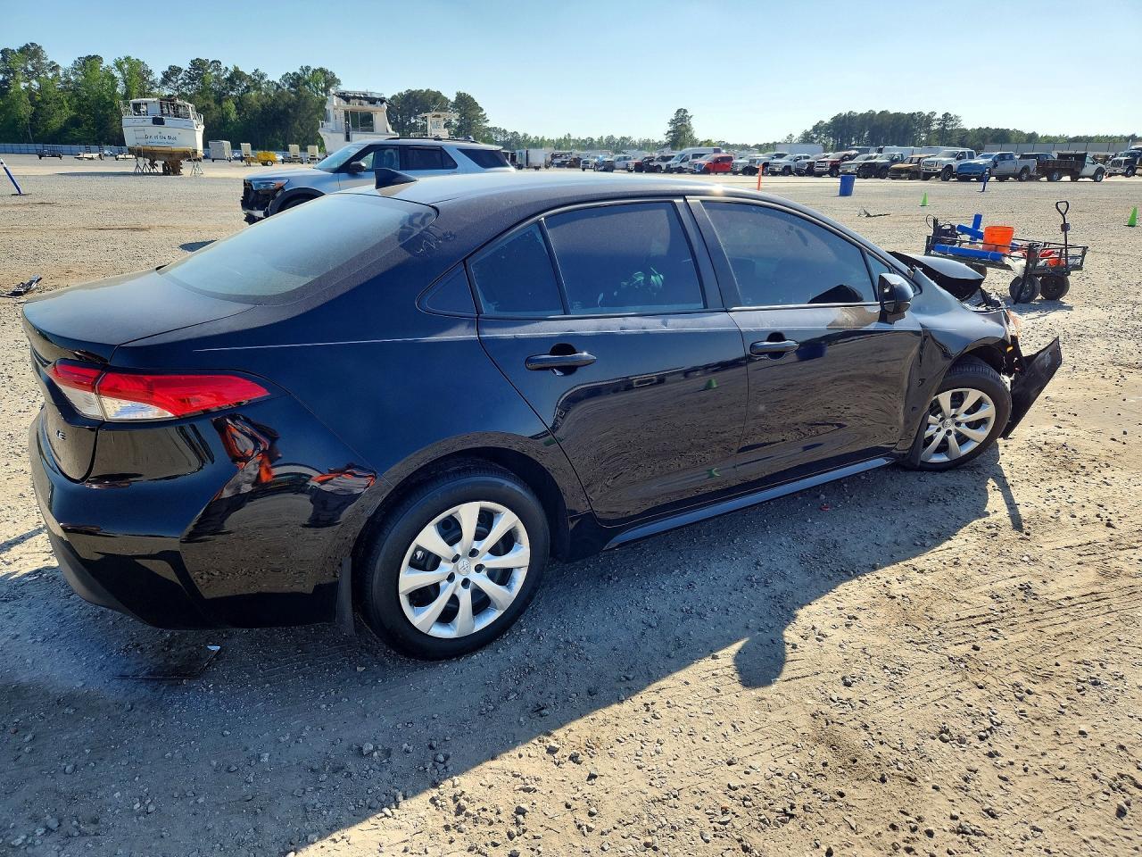 2026 Toyota Corolla Le - Фото 3