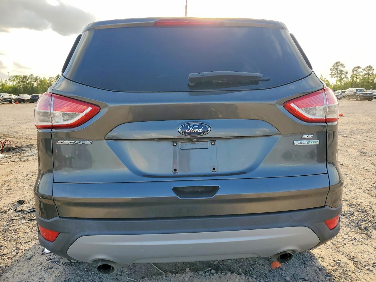 2016 Ford Escape Se - Фото 6