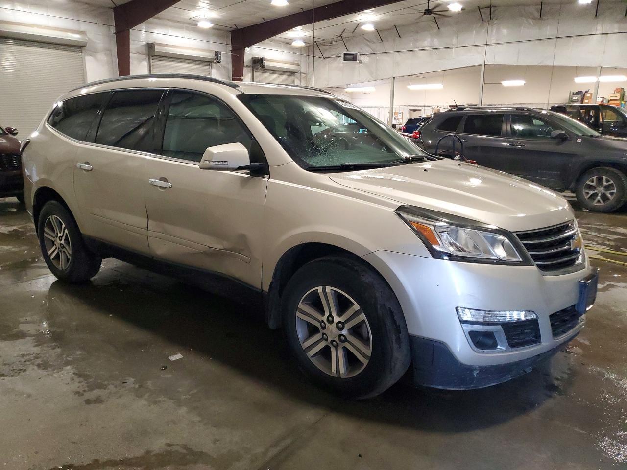 2017 Chevrolet Traverse Lt - Фото 4