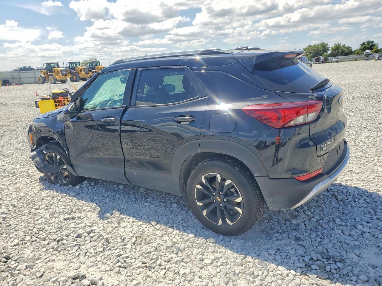 2021 Chevrolet Trailblazer Lt - Фото 2