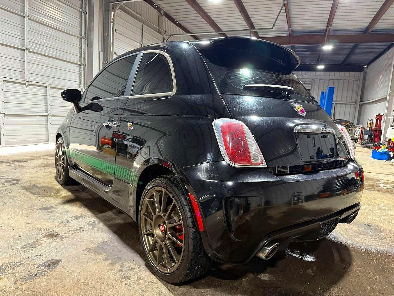 2016 Fiat 500 Abarth - Фото 3