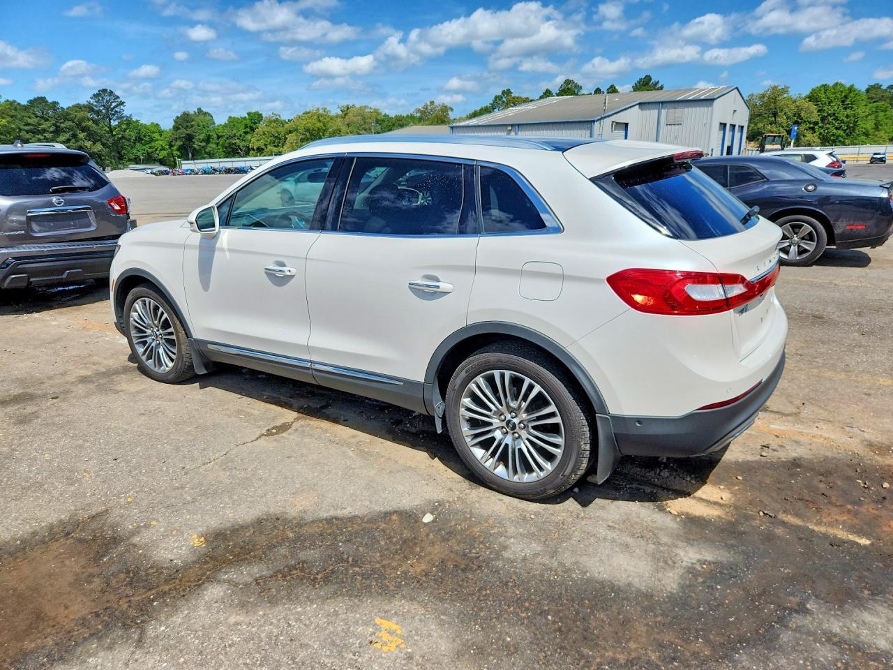 2016 Lincoln Mkx Reserve - Image 2