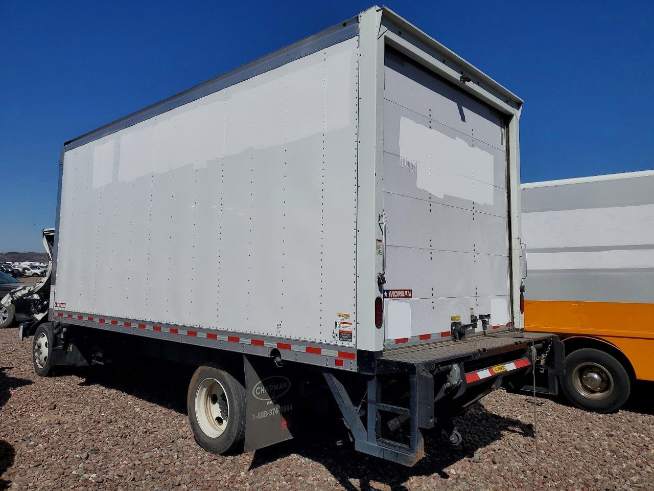 2022 Isuzu Nrr - Box Truck - Image 2