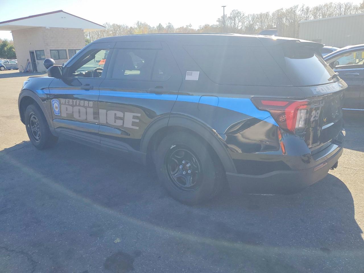 2025 Ford Explorer Police Interceptor - Image 2