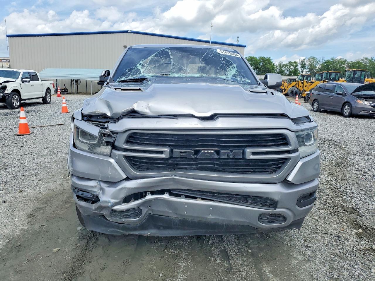 2020 Ram 1500 Laramie - Фото 5