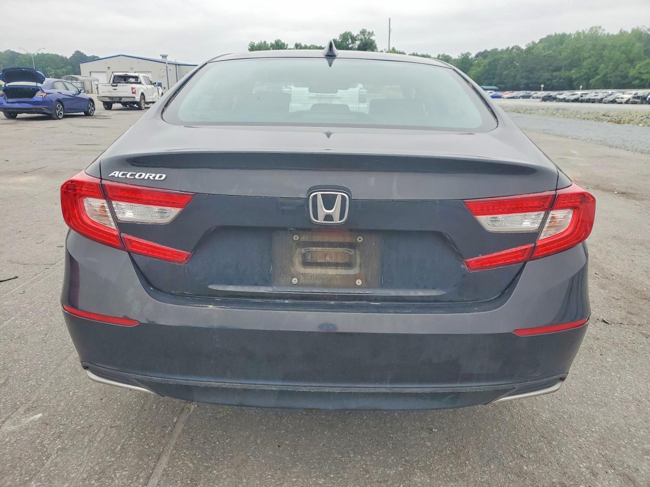 2022 Honda Accord Lx - Image 6