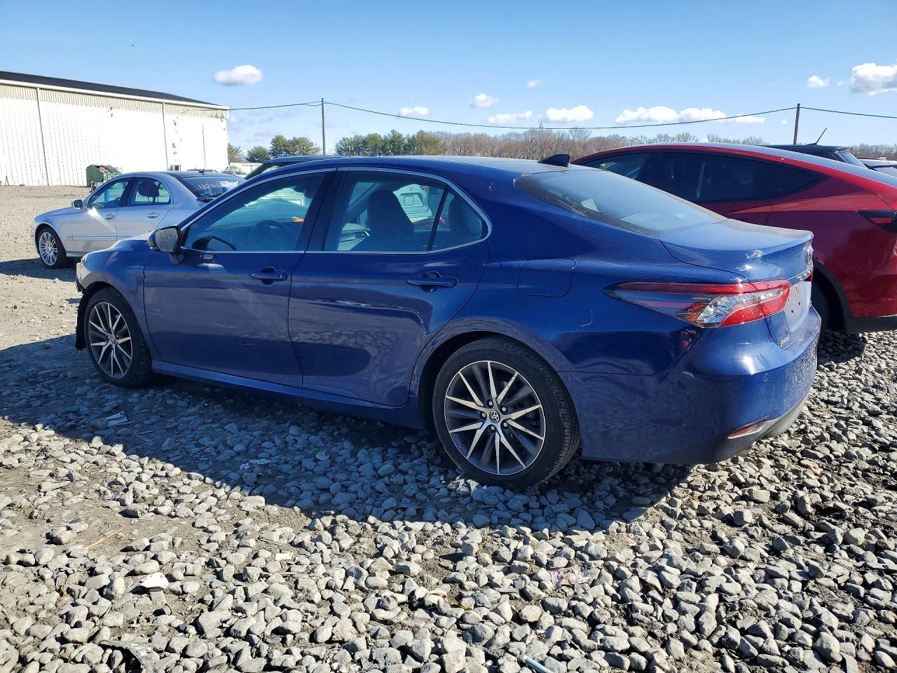 2023 Toyota Camry Xle V6 - Image 2