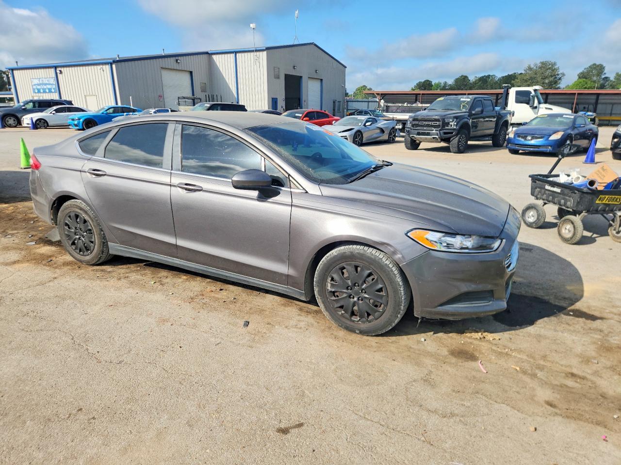 2013 Ford Fusion S - Фото 4