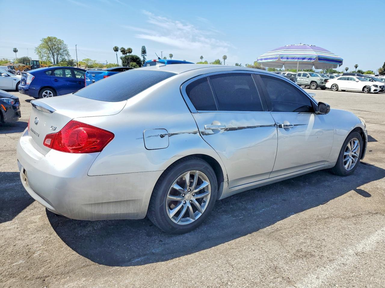 2009 Infiniti G37 Sedan Base - Фото 3