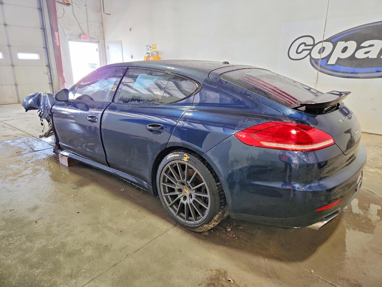 2016 Porsche Panamera 2 - Фото 2