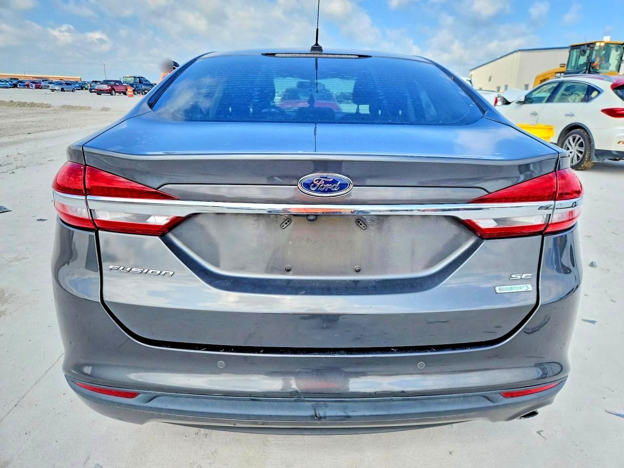 2017 Ford Fusion Se - Image 6