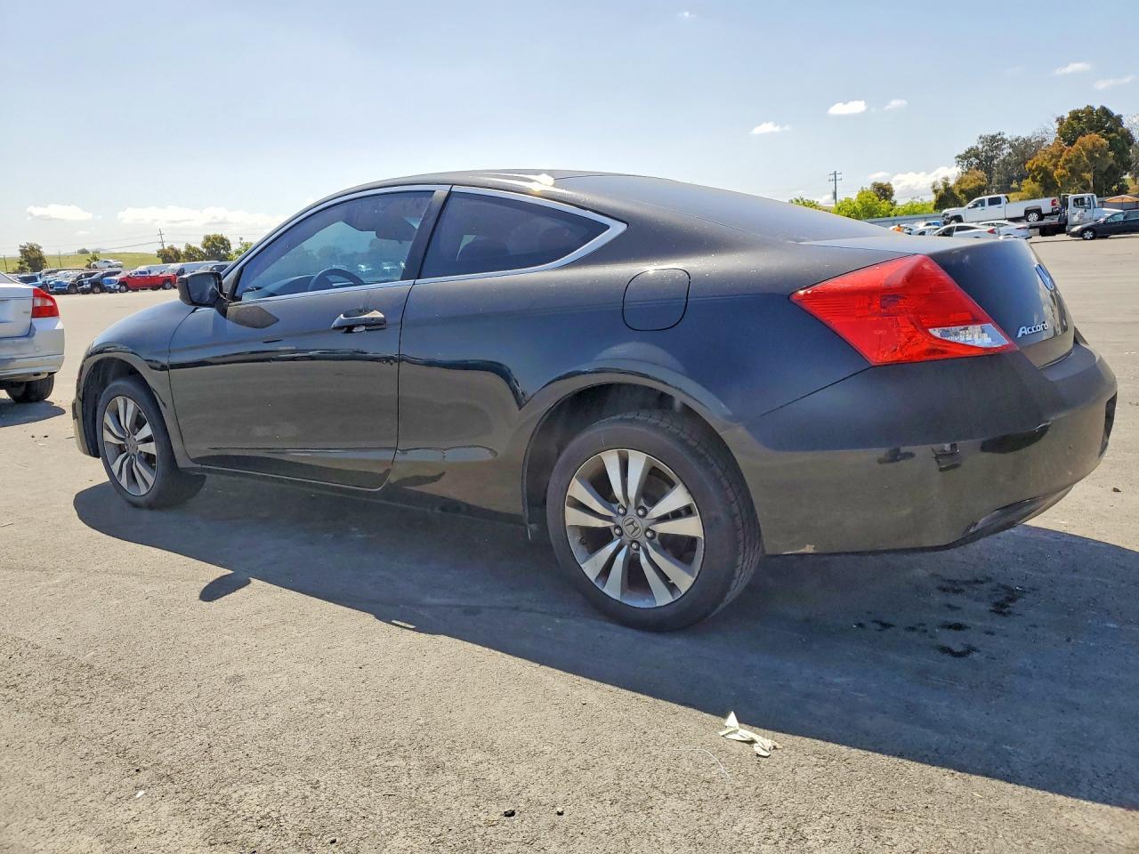 2011 Honda Accord Lx-S - Image 2