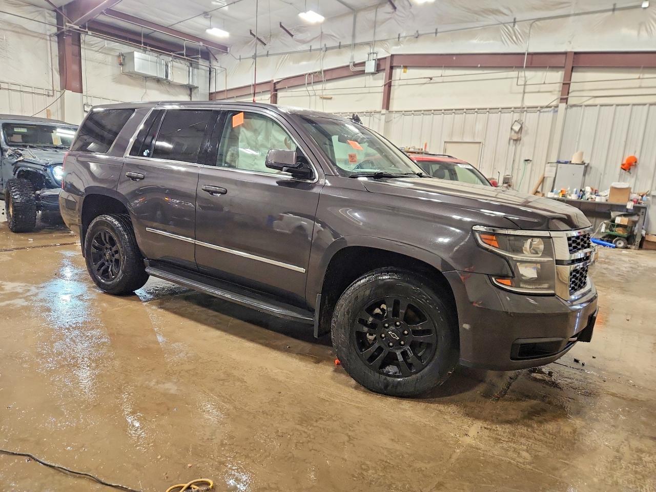 2017 Chevrolet Tahoe Special - Фото 4