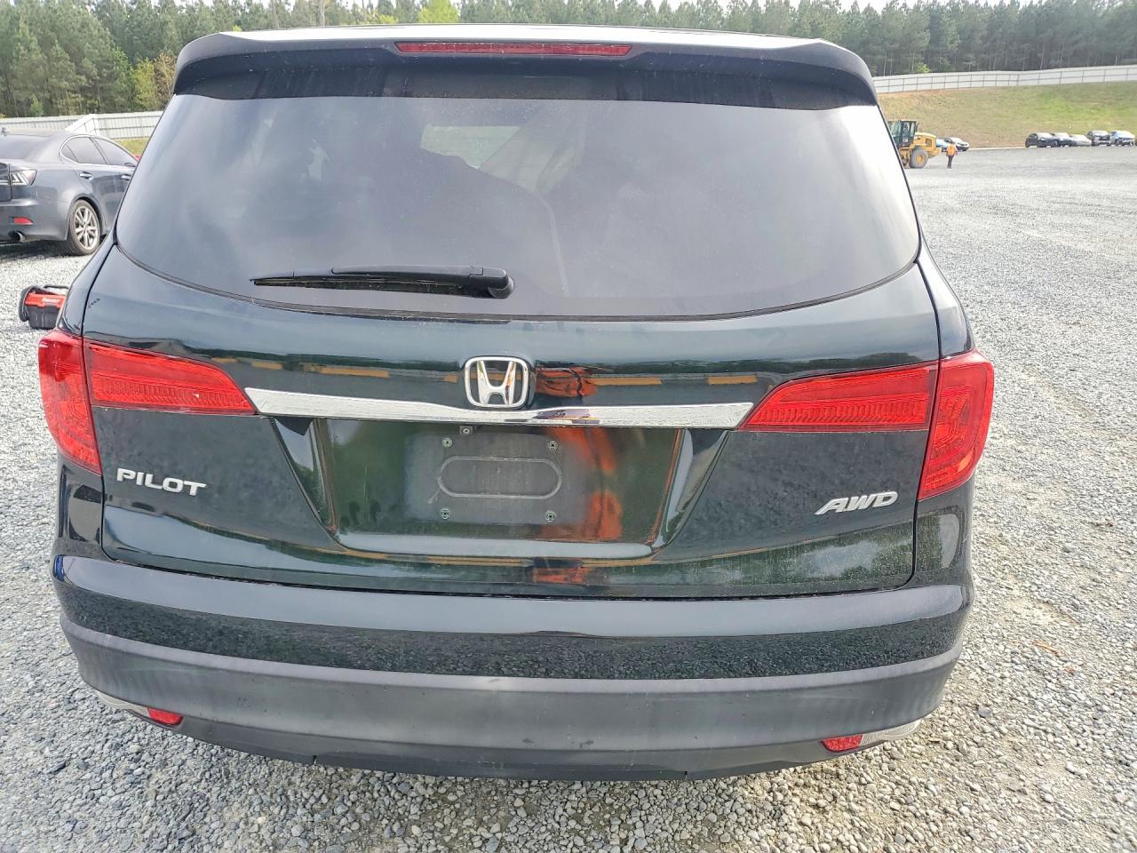 2018 Honda Pilot Lx - Image 6