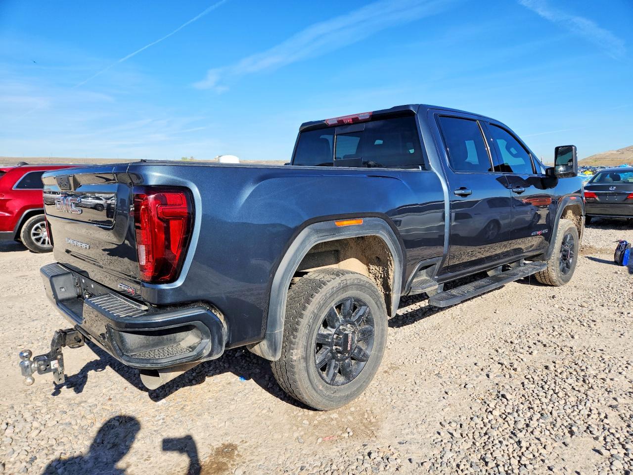 2020 GMC Sierra K2500 At4 - Фото 3