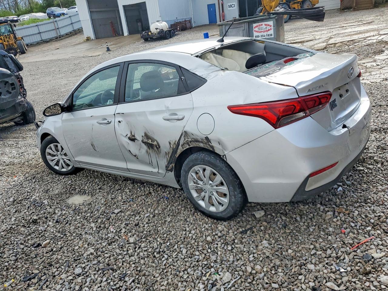 2020 Hyundai Accent Se - Фото 2