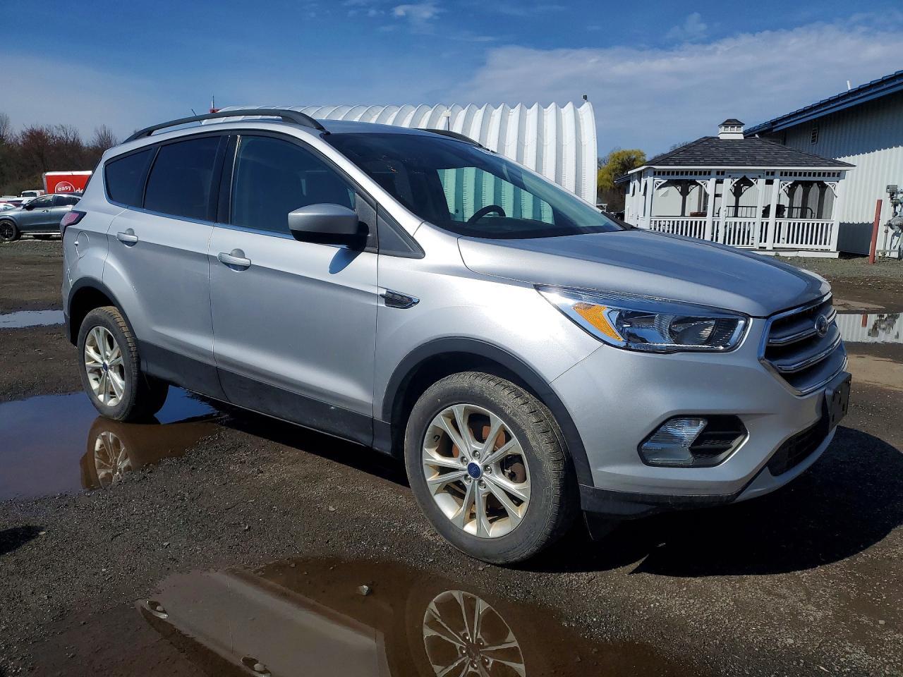2018 Ford Escape Se - Фото 4