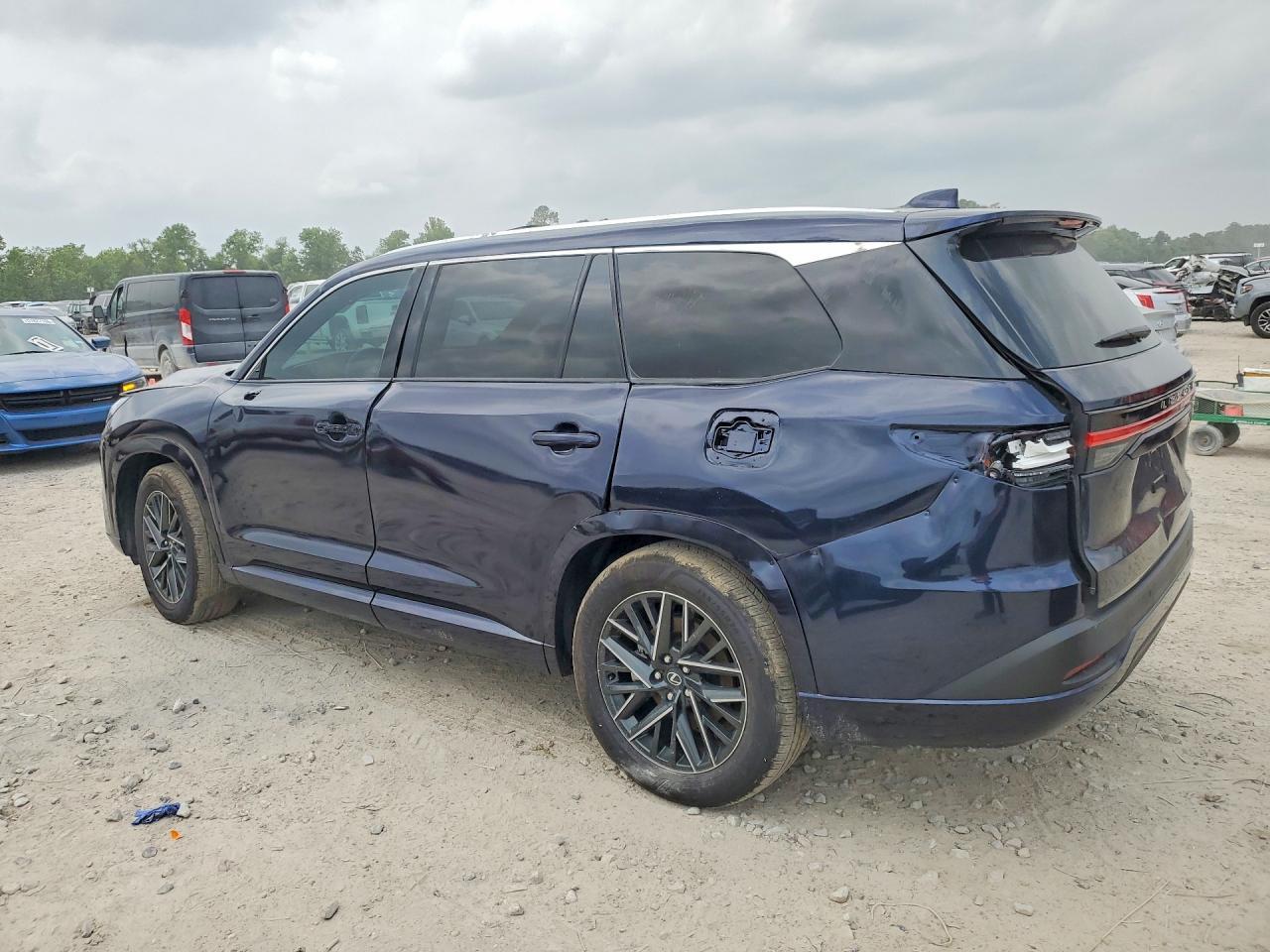 2026 Lexus Ct 200 - Image 2