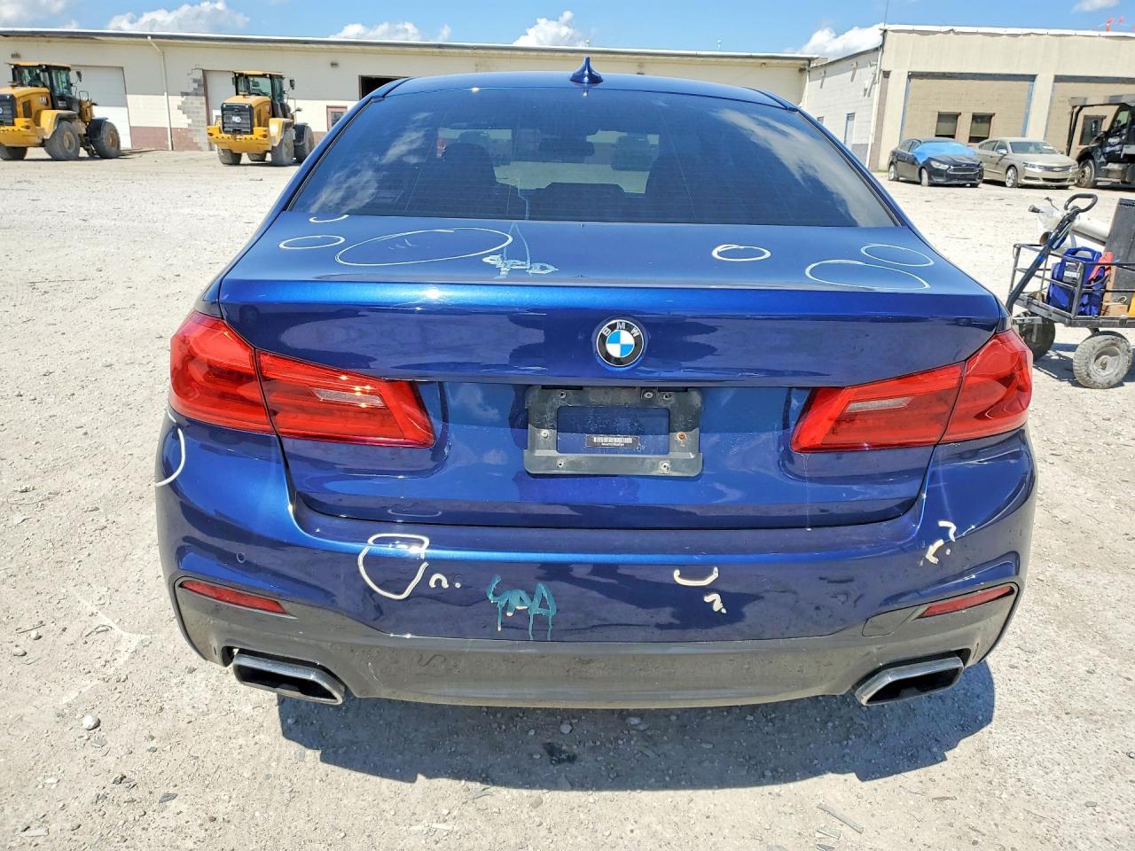 2017 BMW 540 Xi - Фото 6