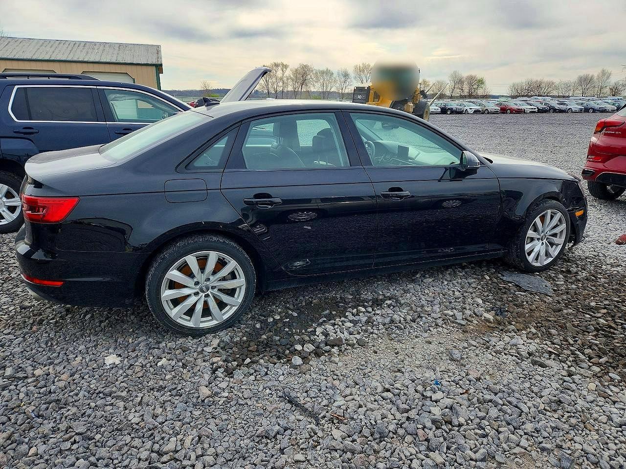 2017 Audi A4 Premium - Фото 3