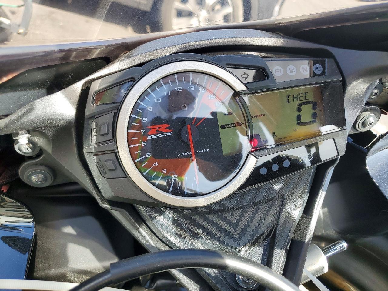 2026 Suzuki Gsx-R750 - Фото 7