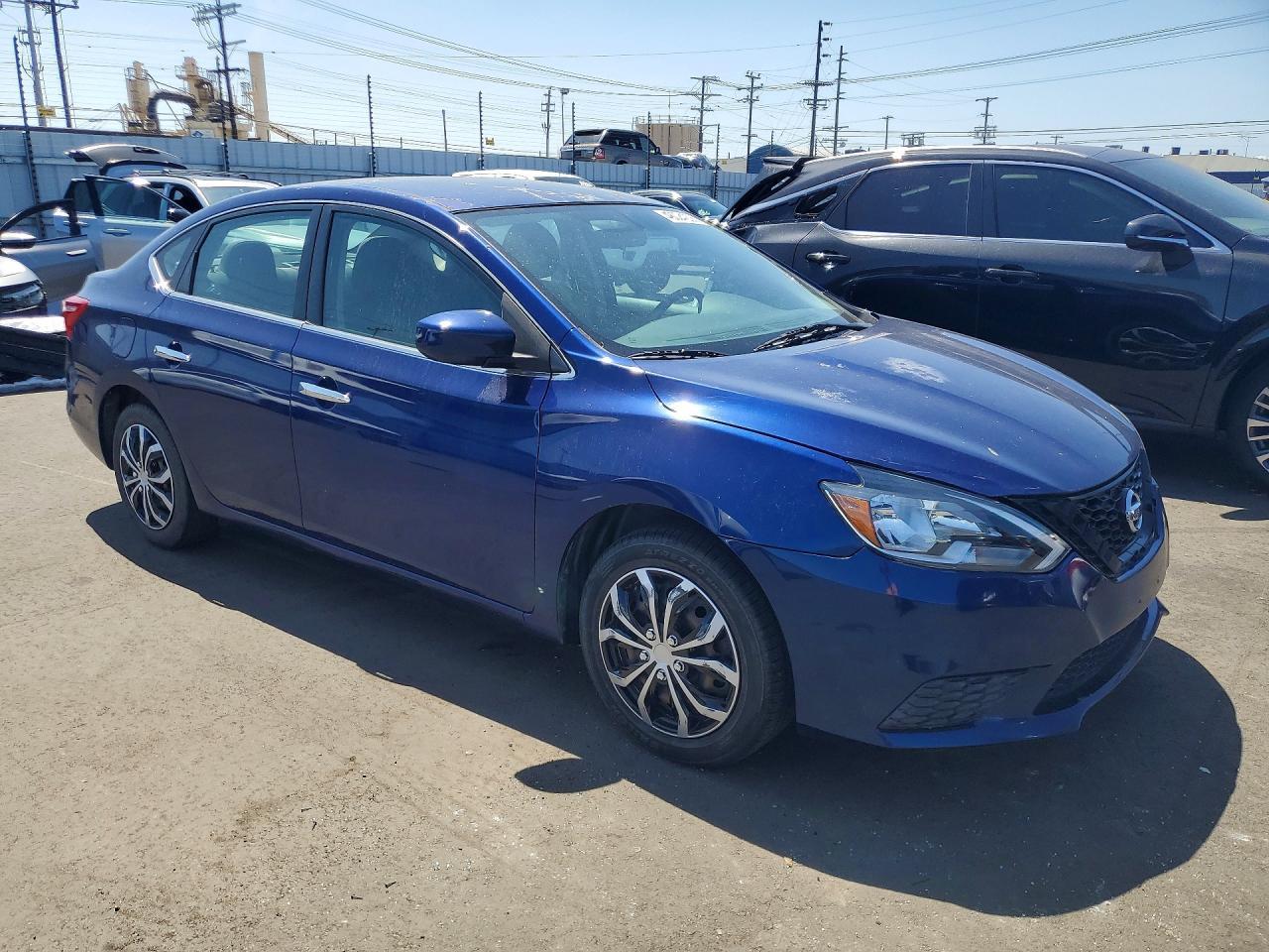 2018 Nissan Sentra S - Фото 4