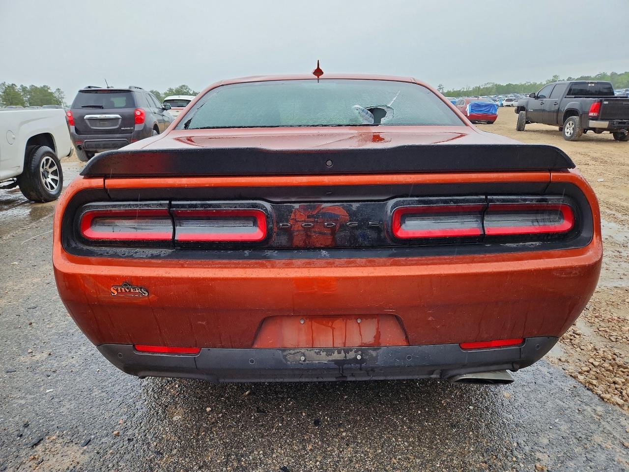 2023 Dodge Challenger R - Image 6