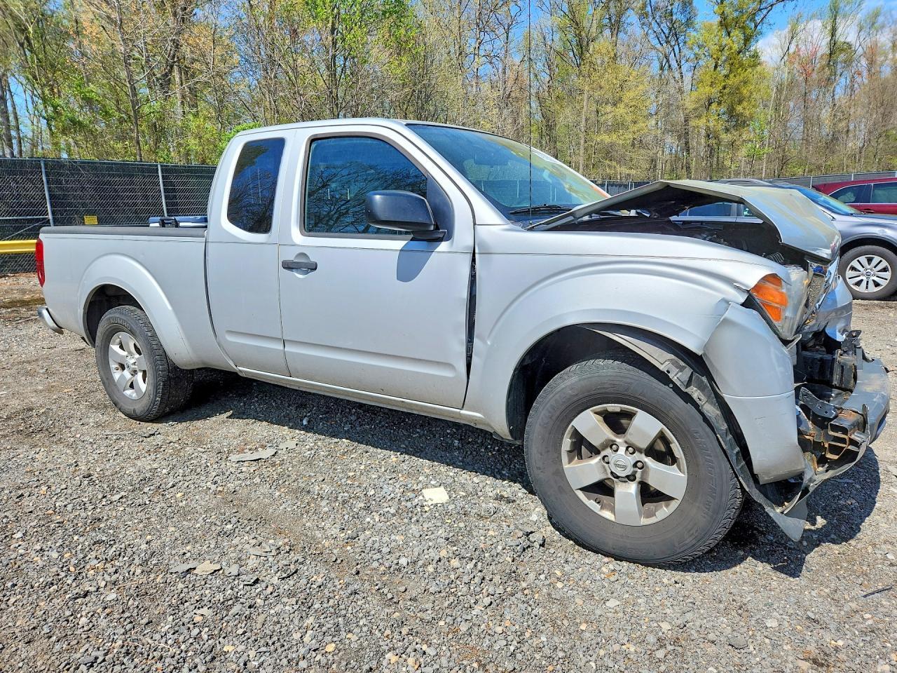 2012 Nissan Frontier Sv V6 - Image 4