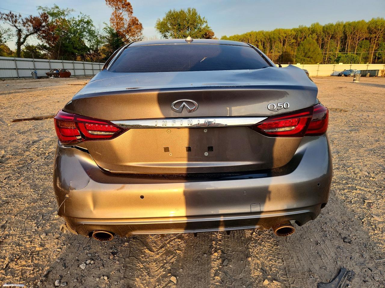 2018 Infiniti Q50 Red Sport 400 - Image 6
