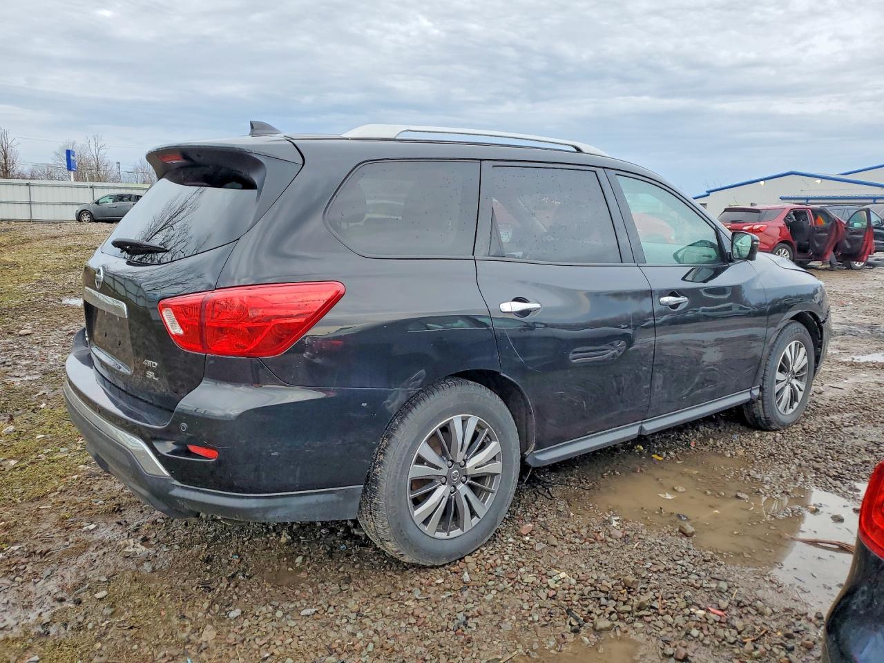 2019 Nissan Pathfinder Sl - Фото 3