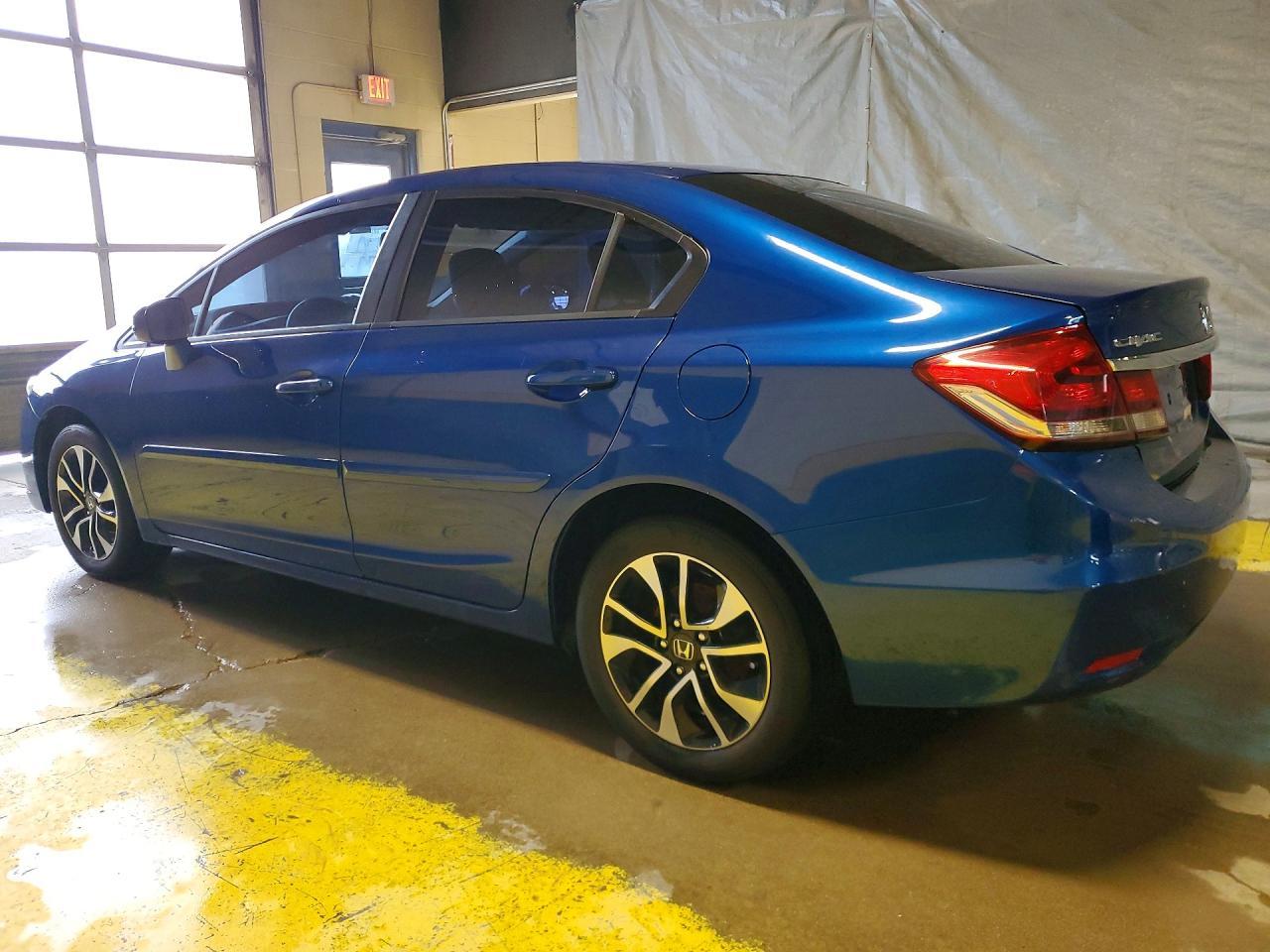2015 Honda Civic Ex - Фото 2