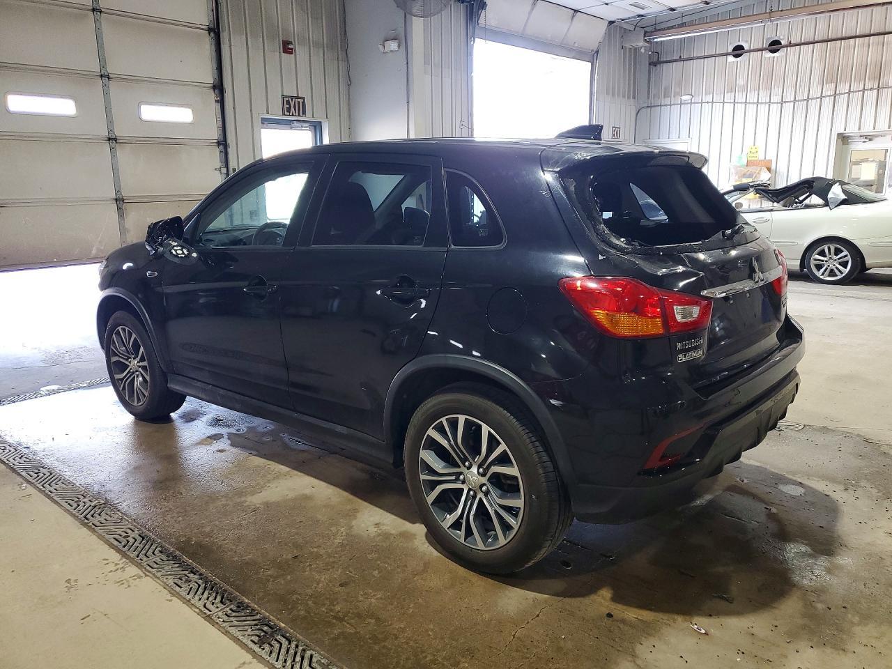 2019 Mitsubishi Outlander Sport Es - Image 2