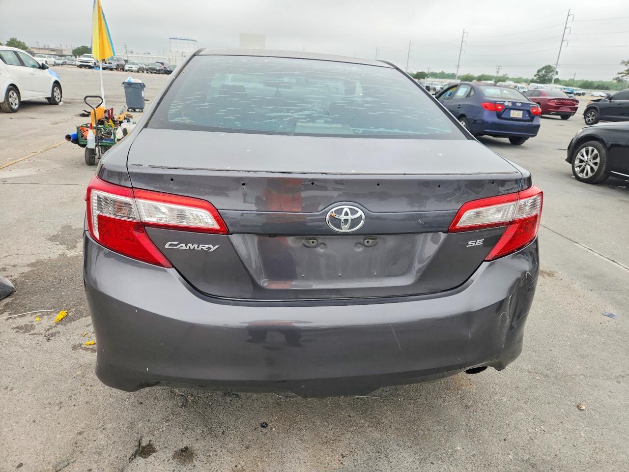 2014 Toyota Camry Se - Фото 6