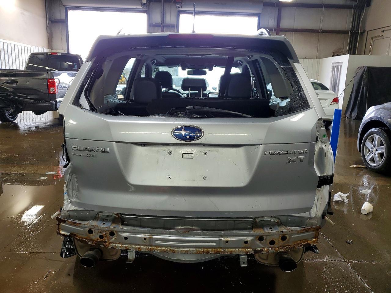 2015 Subaru Forester 2.0Xt Touring - Image 6