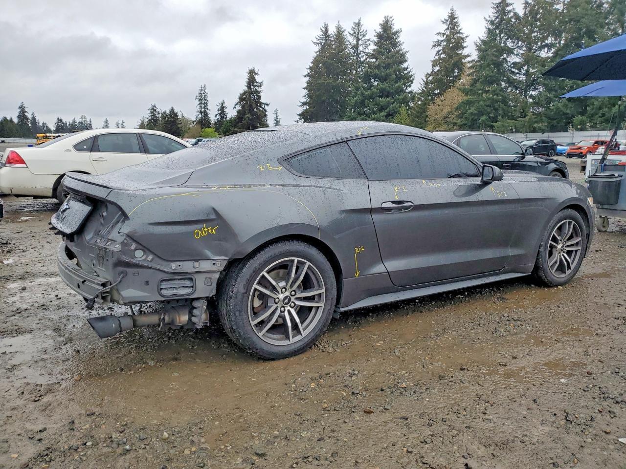 2017 Ford Mustang - Фото 3