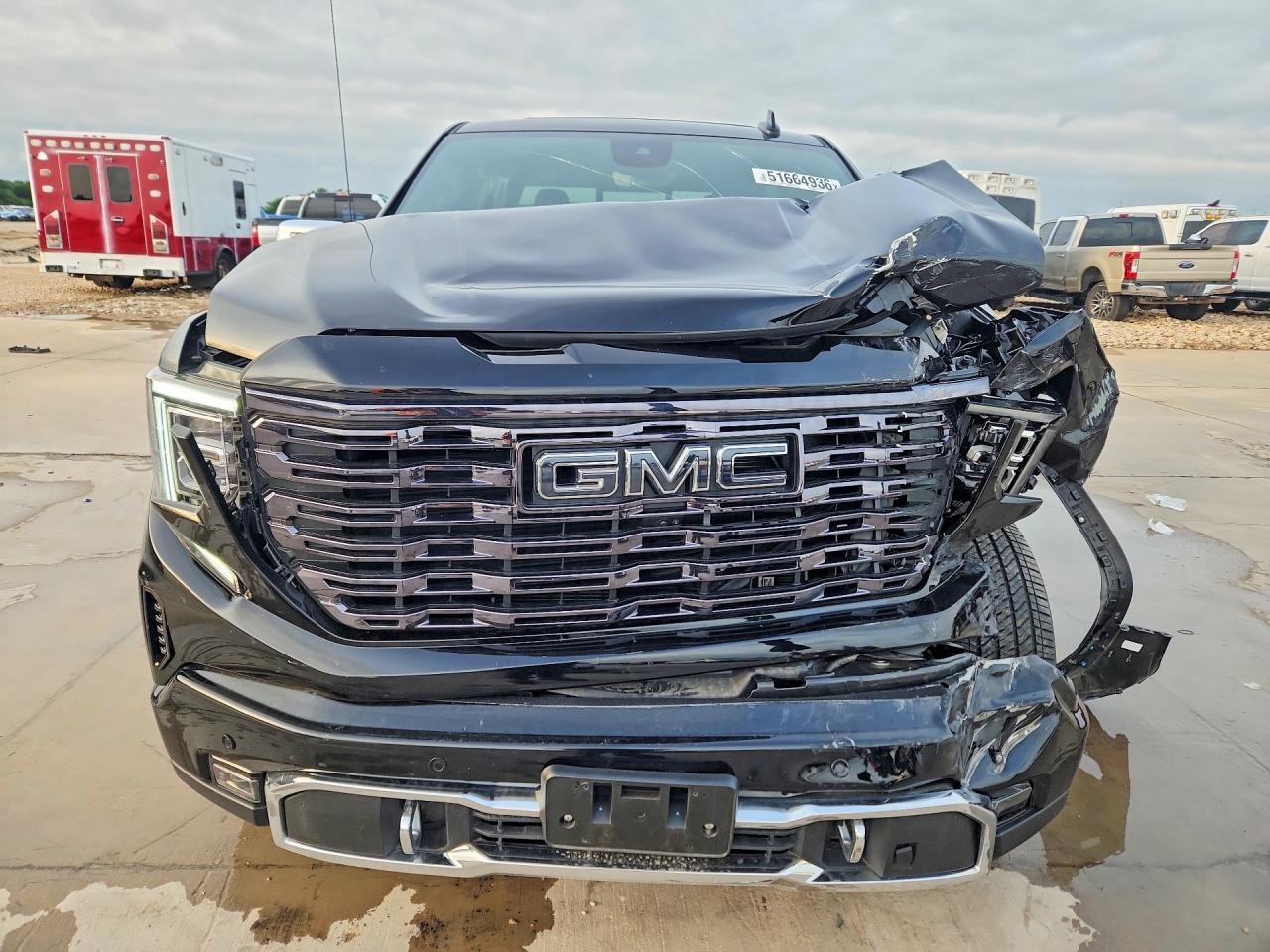 2025 GMC Sierra K1500 Denali Ultimate - Image 5