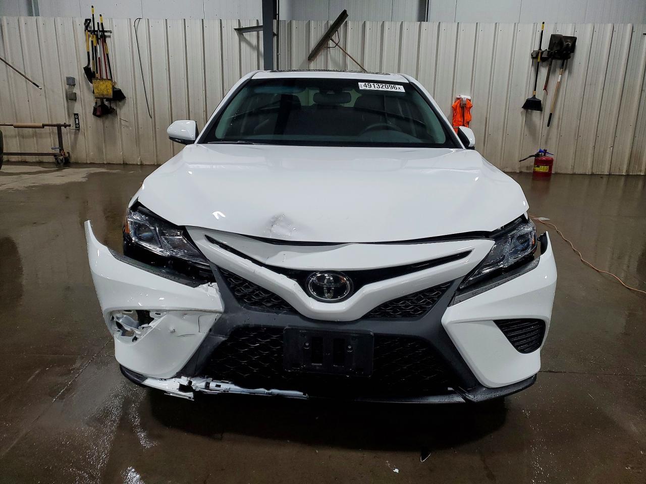 2018 Toyota Camry Se - Фото 5