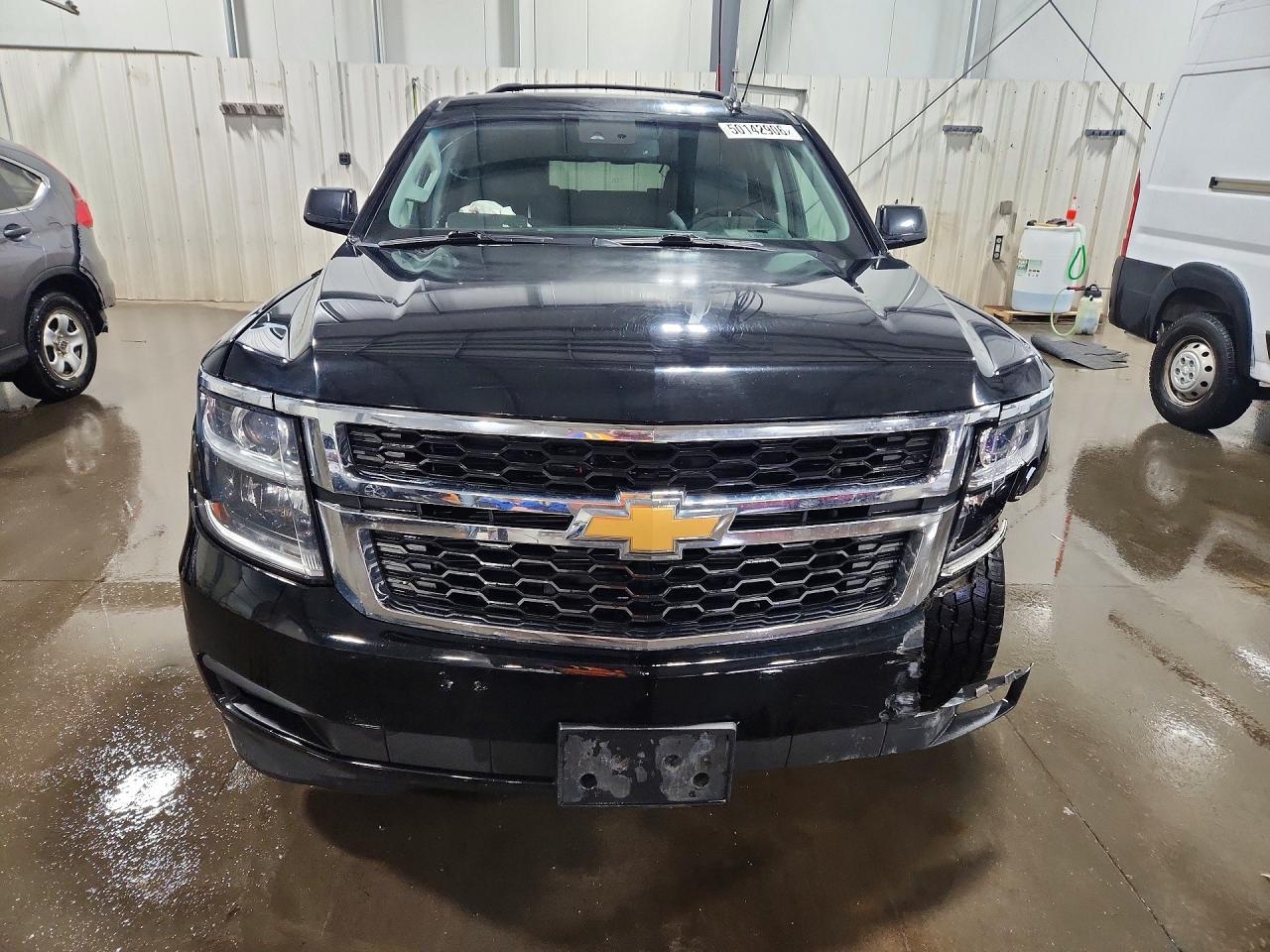 2017 Chevrolet Suburban K1500 Lt - Фото 5