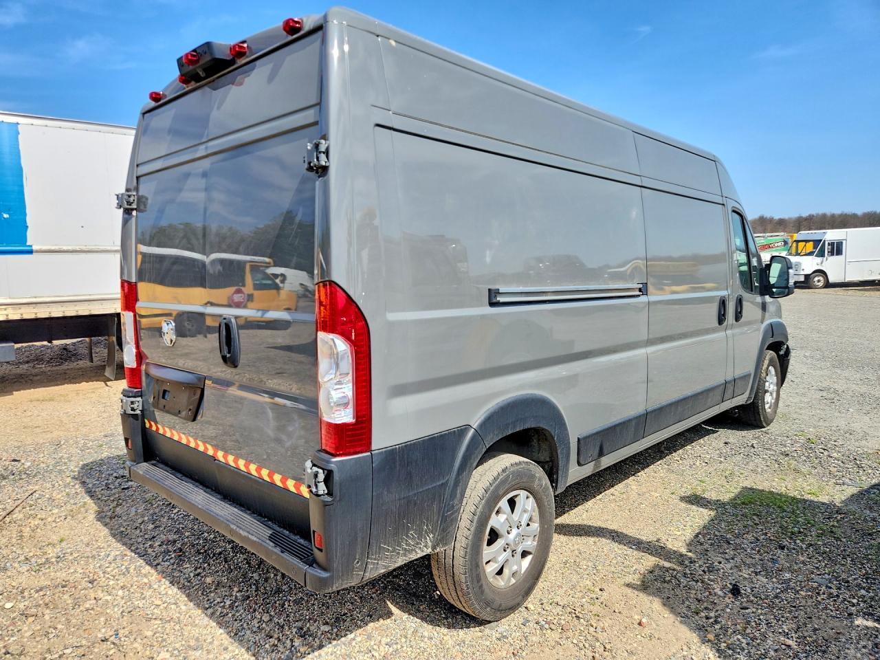2024 Ram Promaster 2500 Cargo ** R & D * Pri Fleet ** - Image 3
