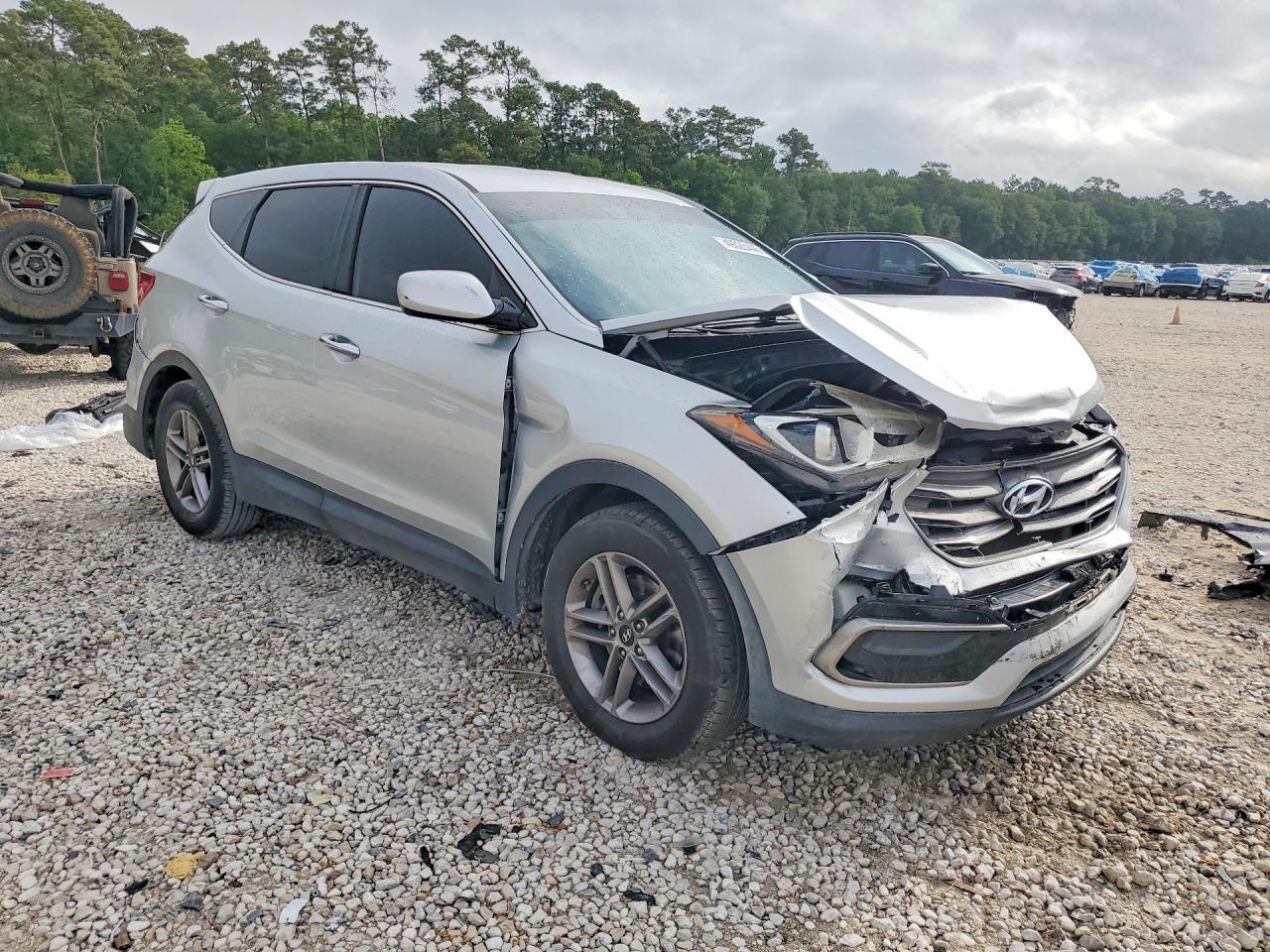 2017 Hyundai Santa Fe Sport 2.4L - Фото 4