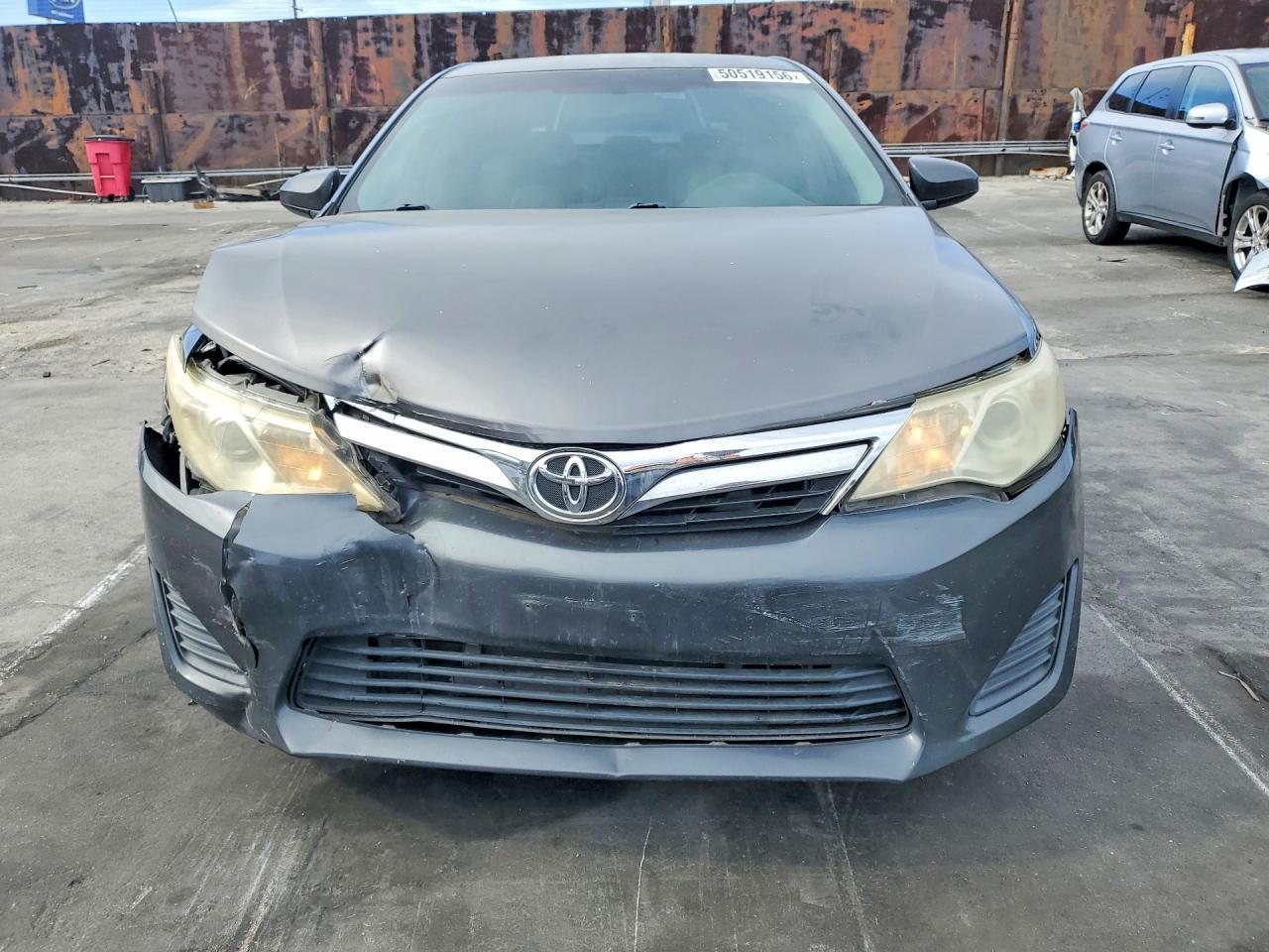 2013 Toyota Camry Le - Image 5