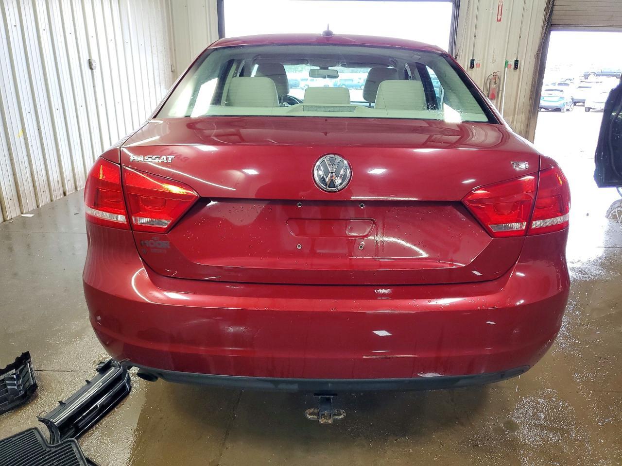 2015 Volkswagen Passat S - Image 6