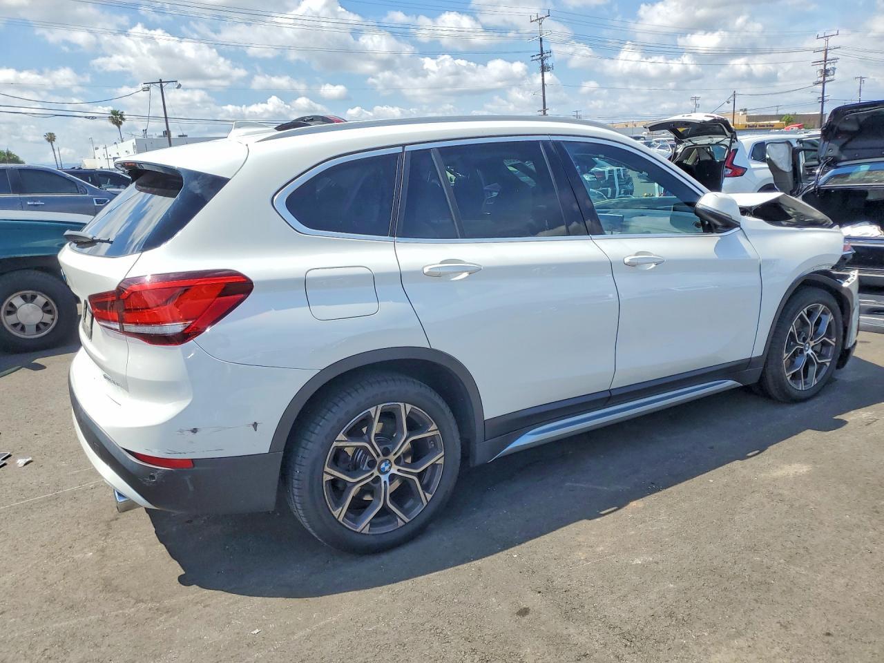 2021 BMW X1 Sdrive28I - Image 3