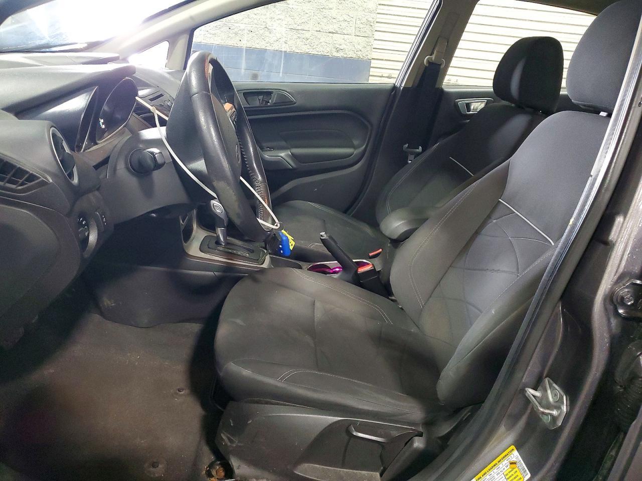 2014 Ford Fiesta Se - Image 7